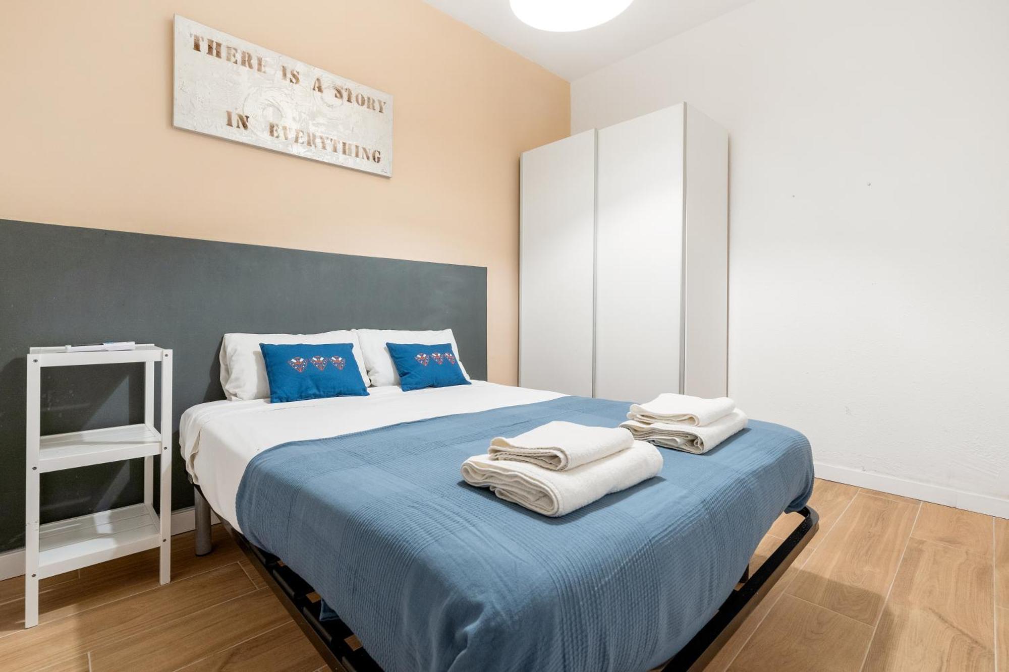 Fridays Flats Spacious 4Br Family Retreat Барселона Екстериор снимка