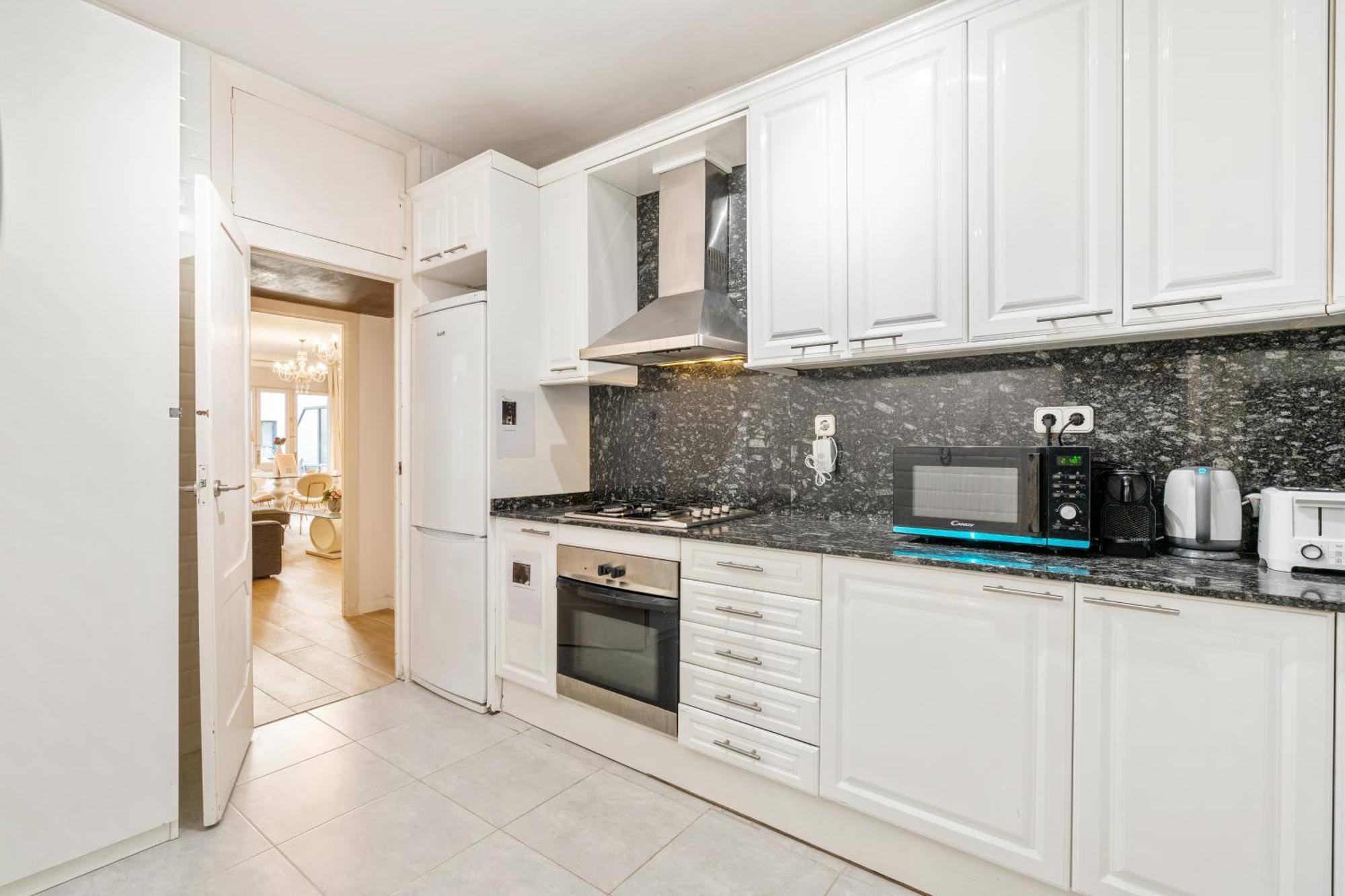 Fridays Flats Spacious 4Br Family Retreat Барселона Екстериор снимка